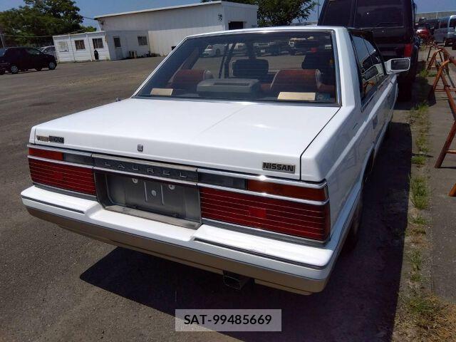 Nissan LAUREL 1986-06 8223070-4