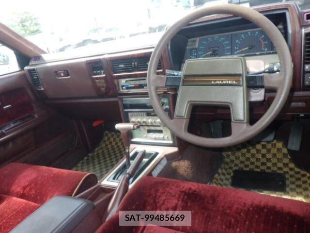 Nissan LAUREL 1986-06 8223070-5