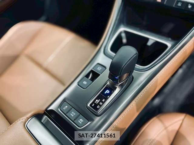 Lexus LBX 2024-02 8218160-2