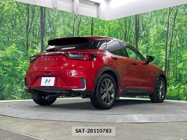 Lexus LBX 2024-08 8219107-16