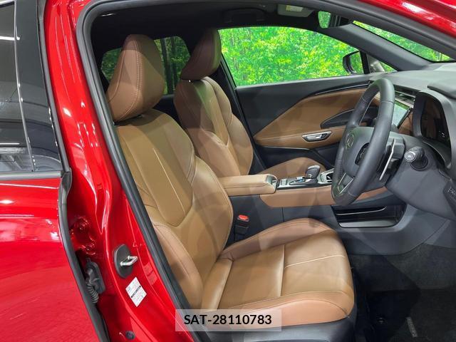 Lexus LBX 2024-08 8219107-7