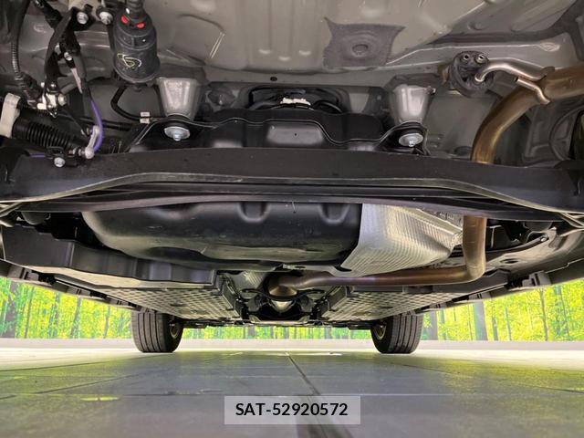 Lexus LBX 2024-03 8221149-18