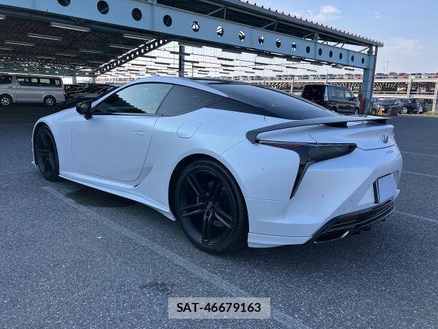 Lexus LC 2023-11 8224072-1