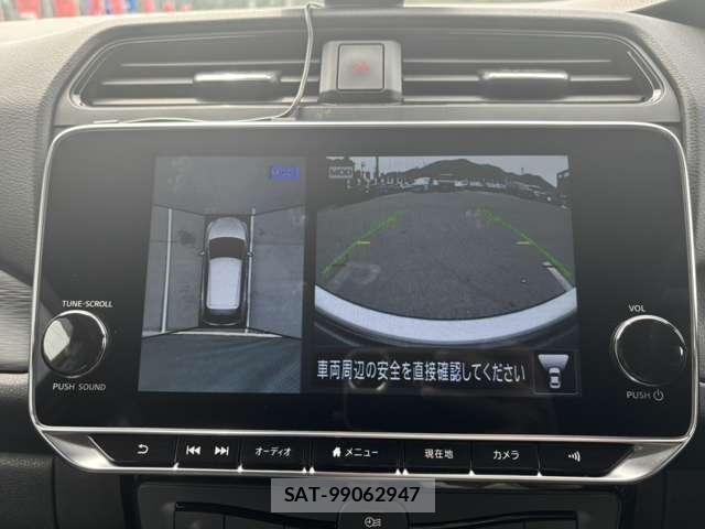 Nissan LEAF 2022-01 8216579-1