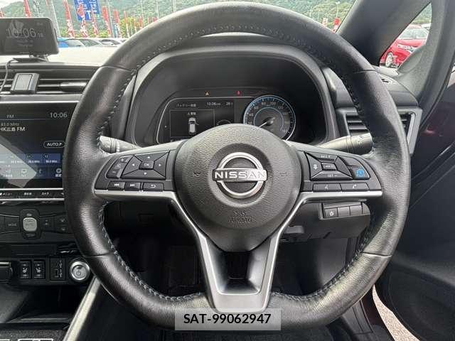 Nissan LEAF 2022-01 8216579-3