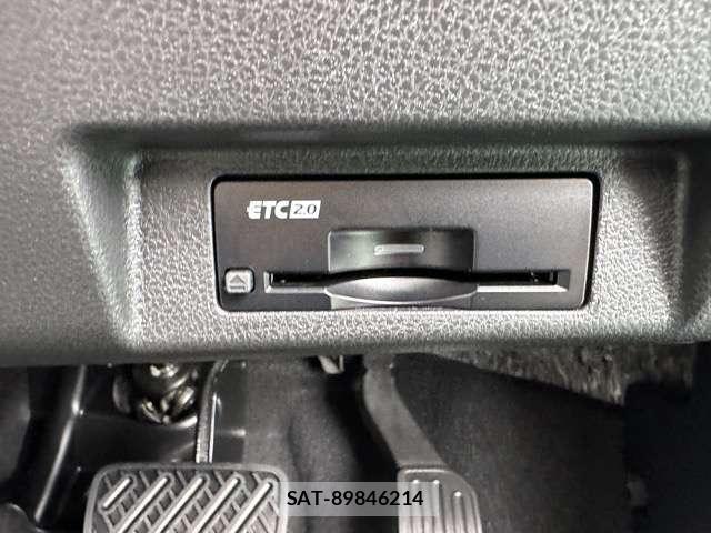 Nissan LEAF 2021-08 8218267-17
