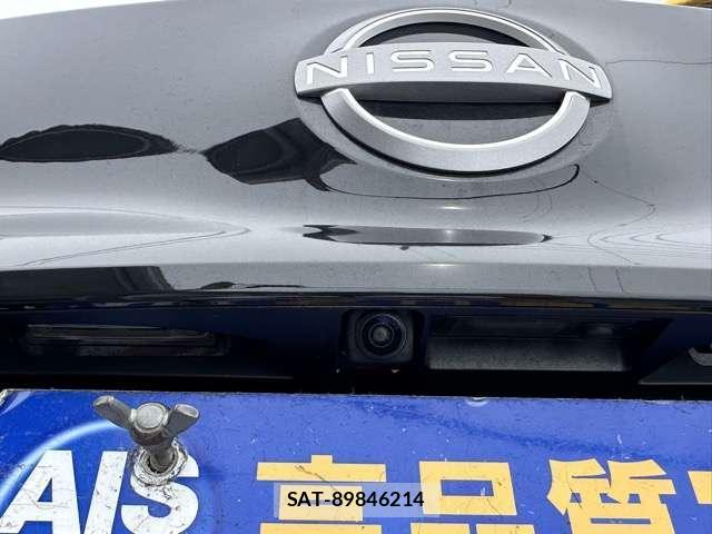 Nissan LEAF 2021-08 8218267-9