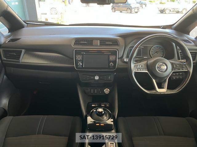 Nissan LEAF 2018-11 8224111-2