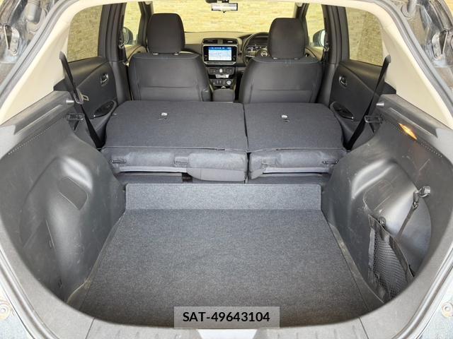 Nissan LEAF 2022-07 8224364-14