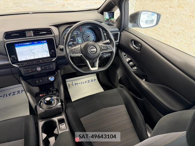 Nissan LEAF 2022-07 8224364-16