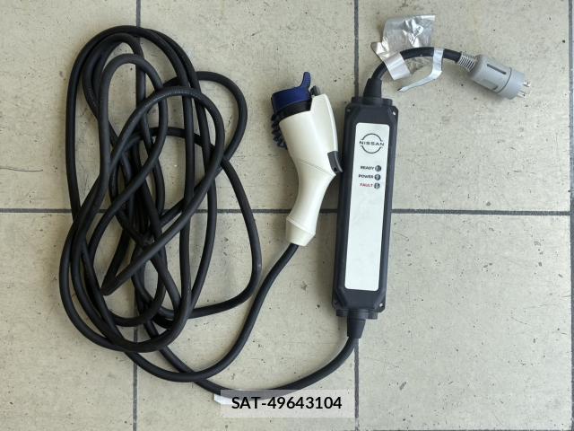 Nissan LEAF 2022-07 8224364-7