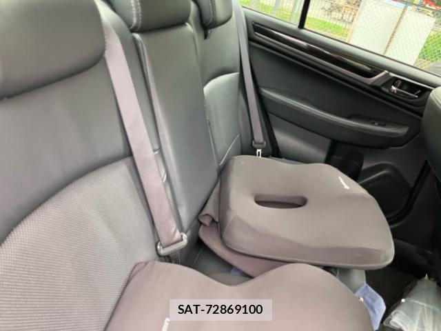 Subaru LEGACY B4 2018-03 8223885-7