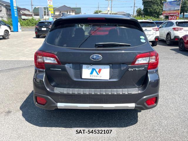 Subaru OUTBACK 2015-03 8221126-15