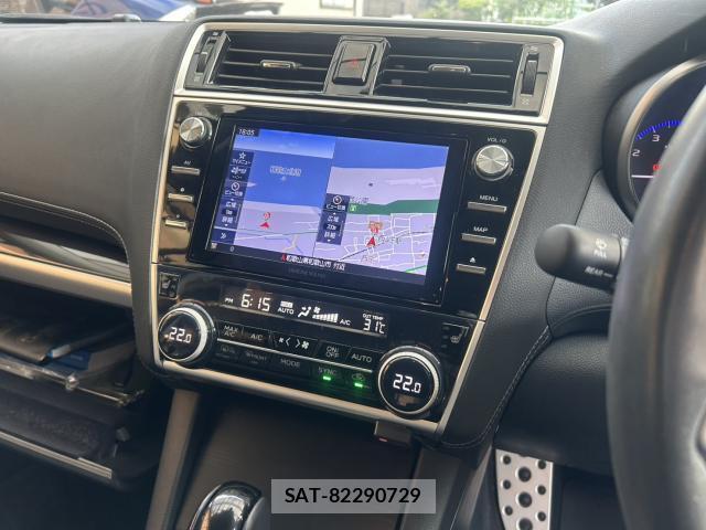 Subaru OUTBACK 2018-01 8222047-4