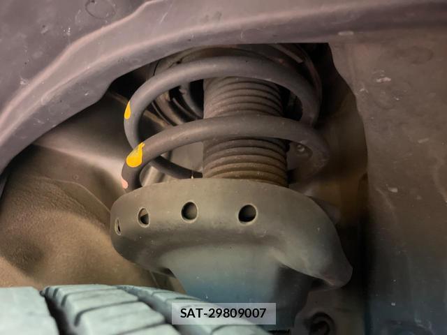 Subaru OUTBACK 2017-10 8223397-19