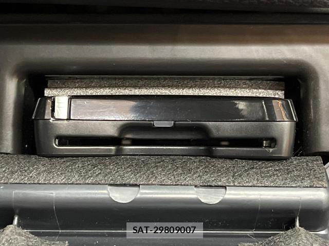 Subaru OUTBACK 2017-10 8223397-6