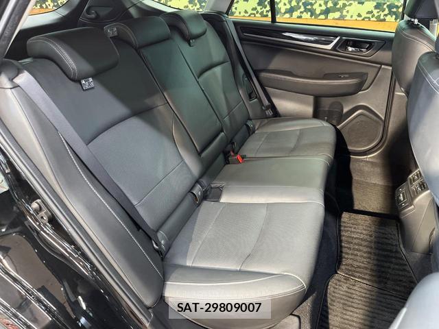 Subaru OUTBACK 2017-10 8223397-8
