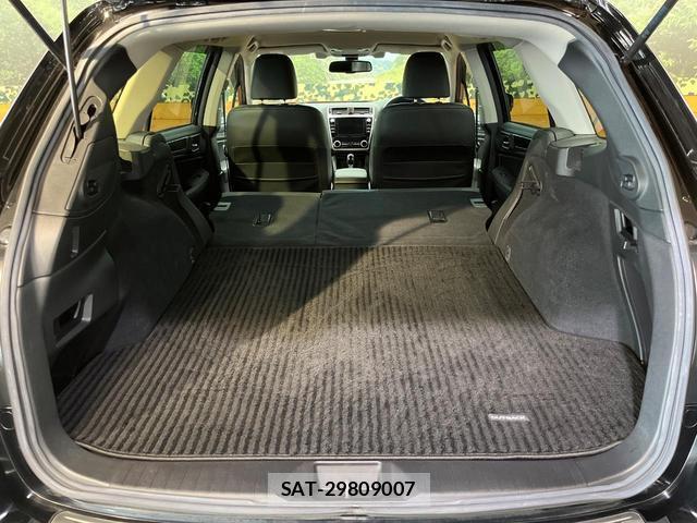Subaru OUTBACK 2017-10 8223397-9