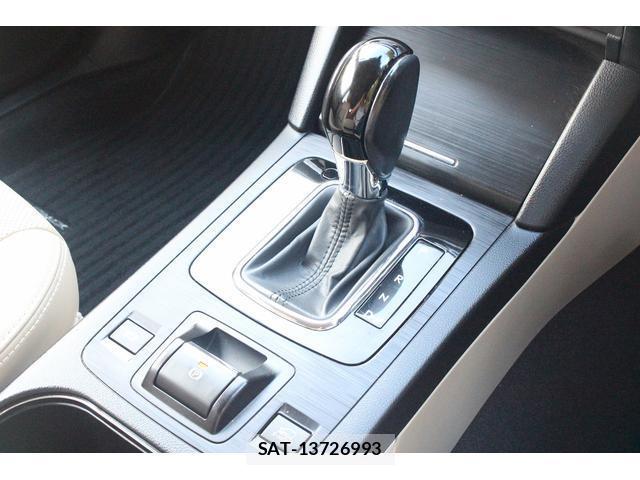 Subaru OUTBACK 2015-12 8223693-15