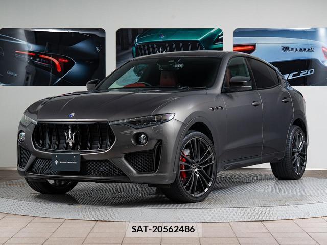 Maserati LEVANTE 2020-10 8221601-0