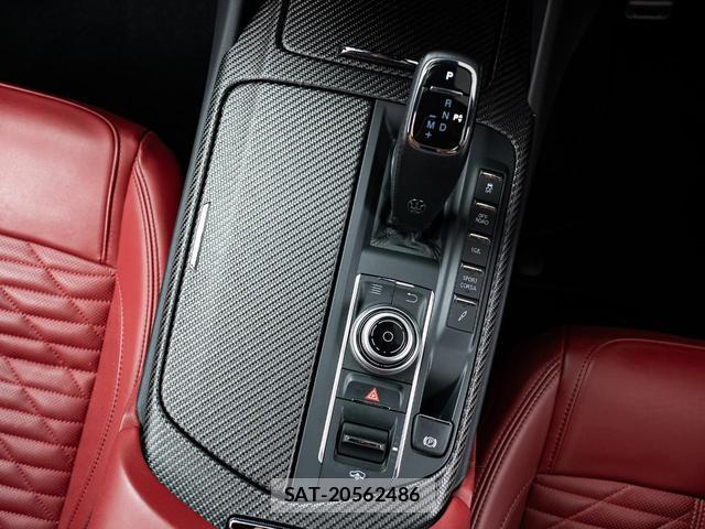 Maserati LEVANTE 2020-10 8221601-10