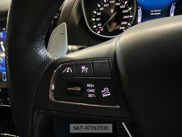 Maserati LEVANTE 2021-06 8223006-12