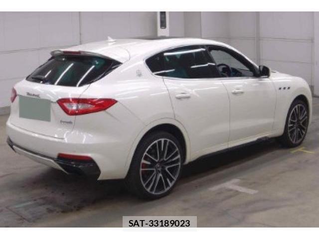 Maserati LEVANTE 2020-05 8223111-2