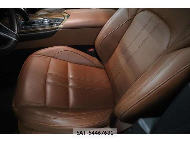 Maserati LEVANTE 2017-06 8223579-17