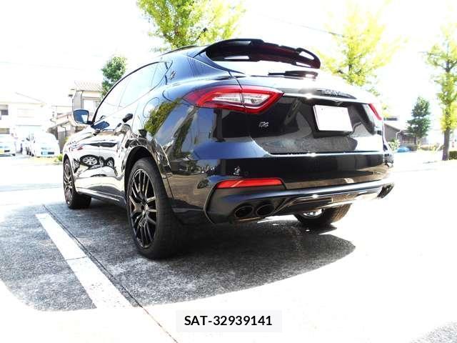 Maserati LEVANTE 2020-09 8224752-10