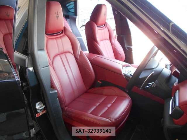 Maserati LEVANTE 2020-09 8224752-13