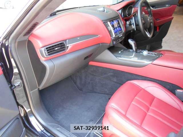 Maserati LEVANTE 2020-09 8224752-19