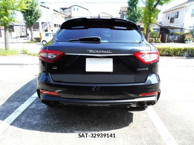 Maserati LEVANTE 2020-09 8224752-6