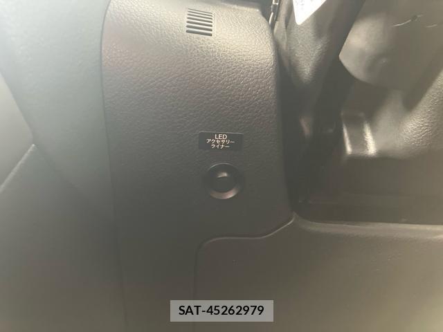 Subaru LEVORG 2016-08 8218408-8