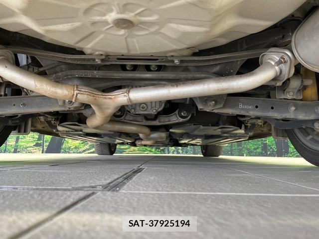 Subaru LEVORG 2014-10 8219142-19