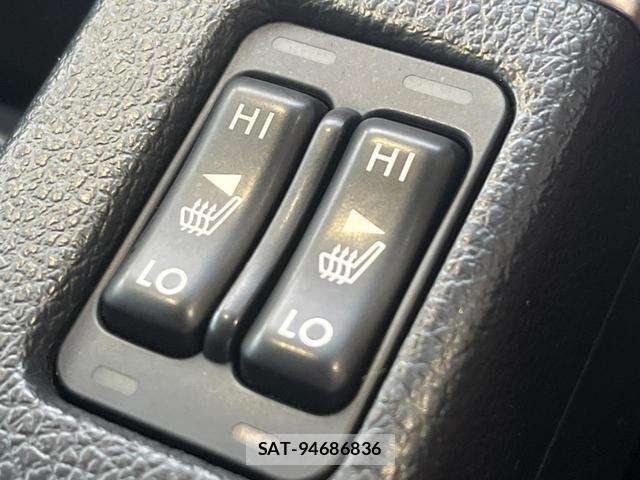 Subaru LEVORG 2016-08 8219309-7