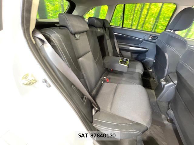 Subaru LEVORG 2018-06 8219379-6
