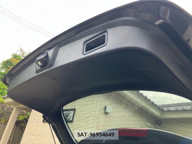 Subaru LEVORG 2014-08 8220071-16