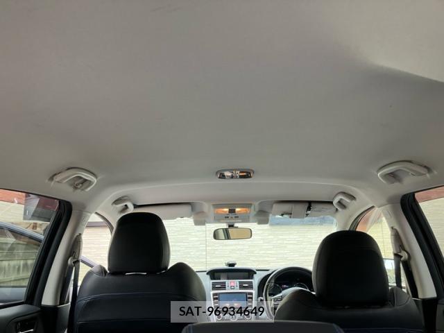 Subaru LEVORG 2014-08 8220071-18