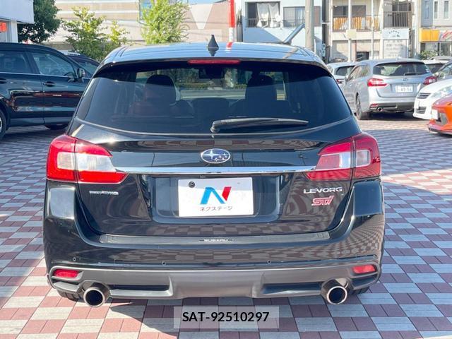 Subaru LEVORG 2017-11 8220676-16