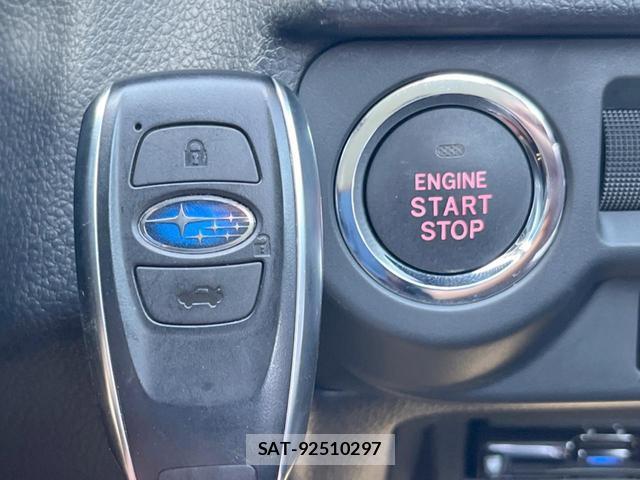 Subaru LEVORG 2017-11 8220676-7