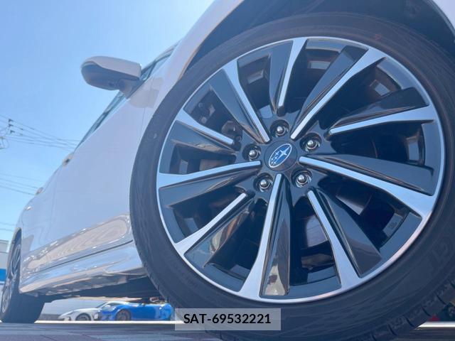Subaru LEVORG 2023-02 8220687-12