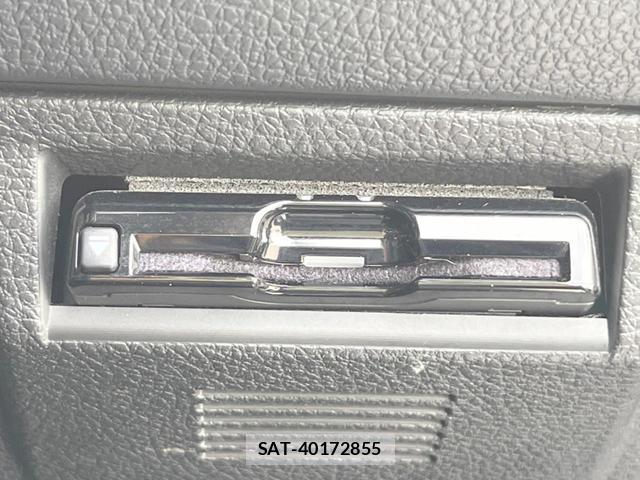 Subaru LEVORG 2018-03 8223083-4