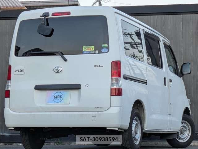 Toyota LITEACE VAN 2014-07 8218333-1