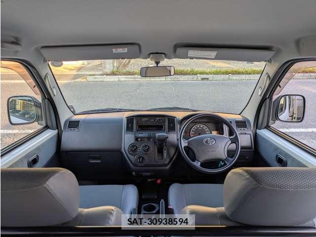 Toyota LITEACE VAN 2014-07 8218333-2