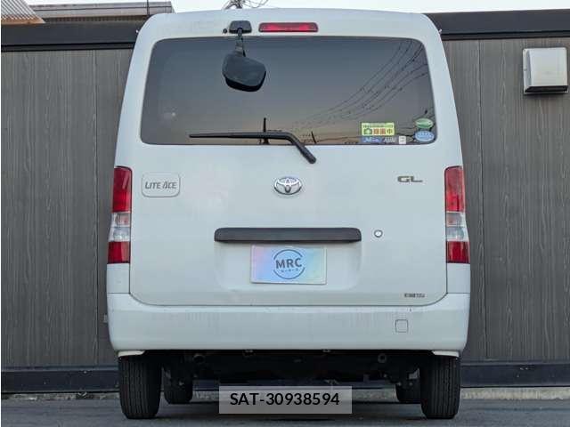 Toyota LITEACE VAN 2014-07 8218333-6