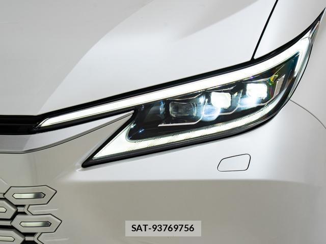 Lexus LM 2024-09 8218478-5