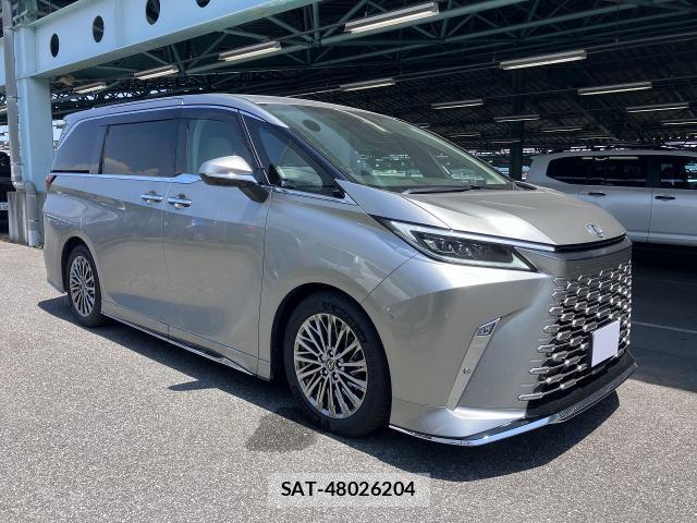 Lexus LM 2026-04 8224079-0