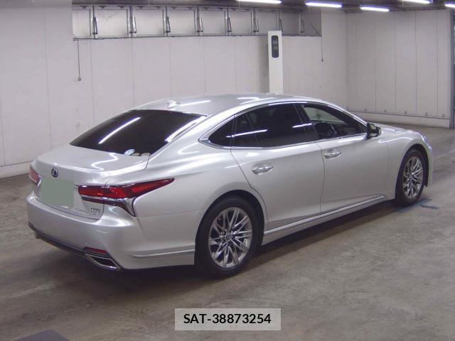 Lexus LS 2018-09 8216984-4