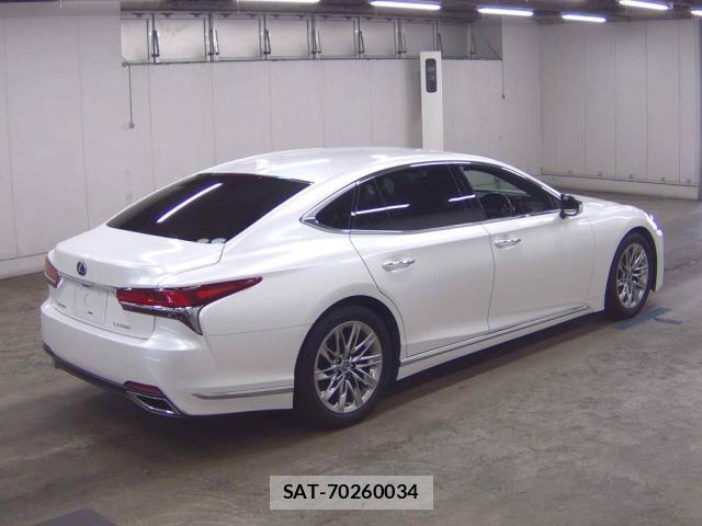 Lexus LS 2018-06 8217064-4