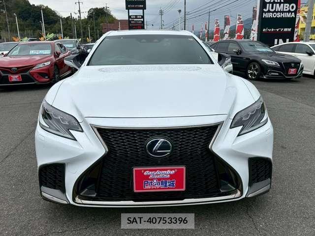 Lexus LS 2018-02 8218165-7